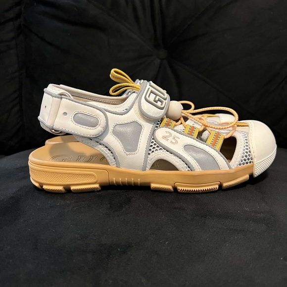 Gucci Sandals - Picture 3 of 5